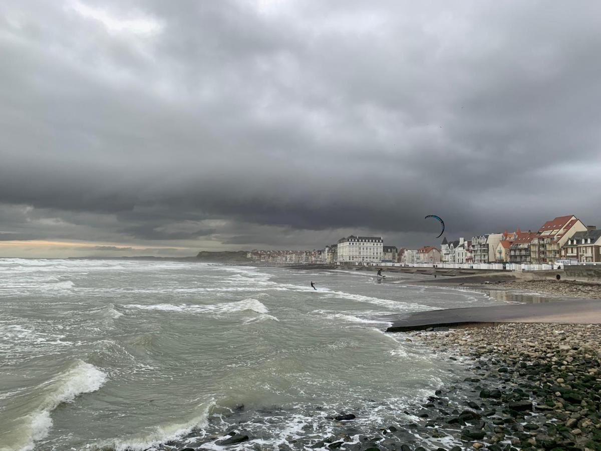 Entre Mer Et Commerces Wimereux Exterior photo